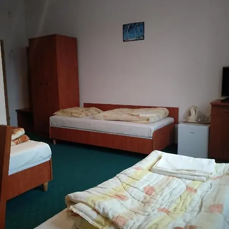 Joda Pokoje Goscinne