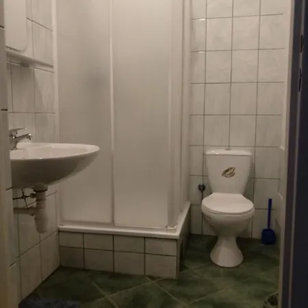 Joda Pokoje Goscinne *